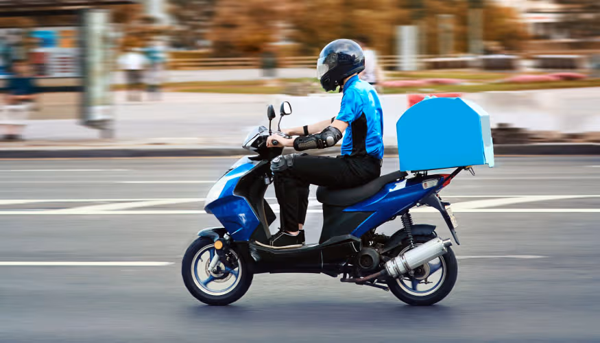Çeşme Moto Kurye